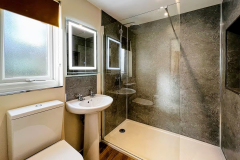 cherry-lodge-bathroom